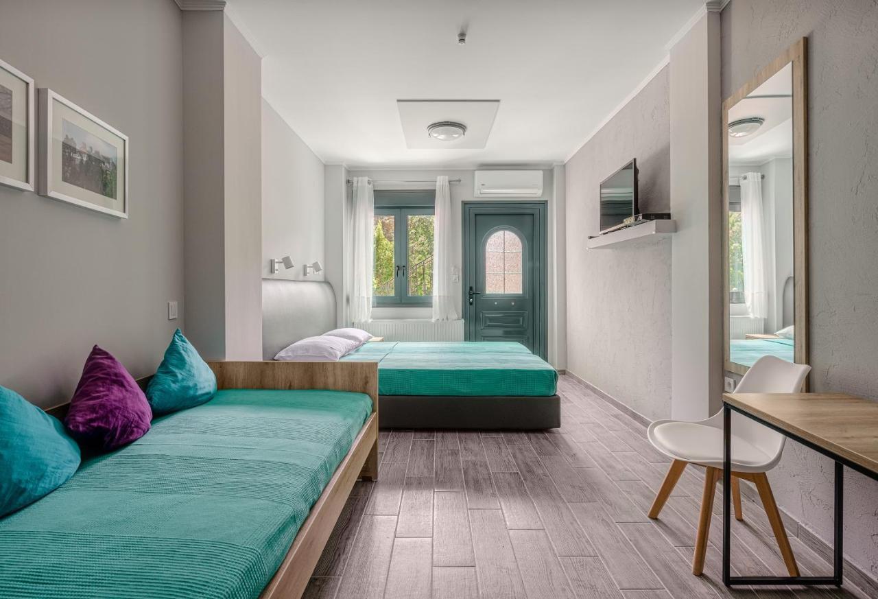 River Side Rooms Elassona Екстер'єр фото