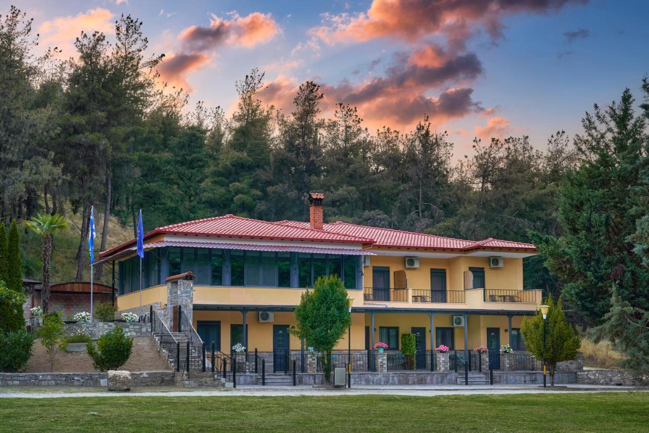 River Side Rooms Elassona Екстер'єр фото