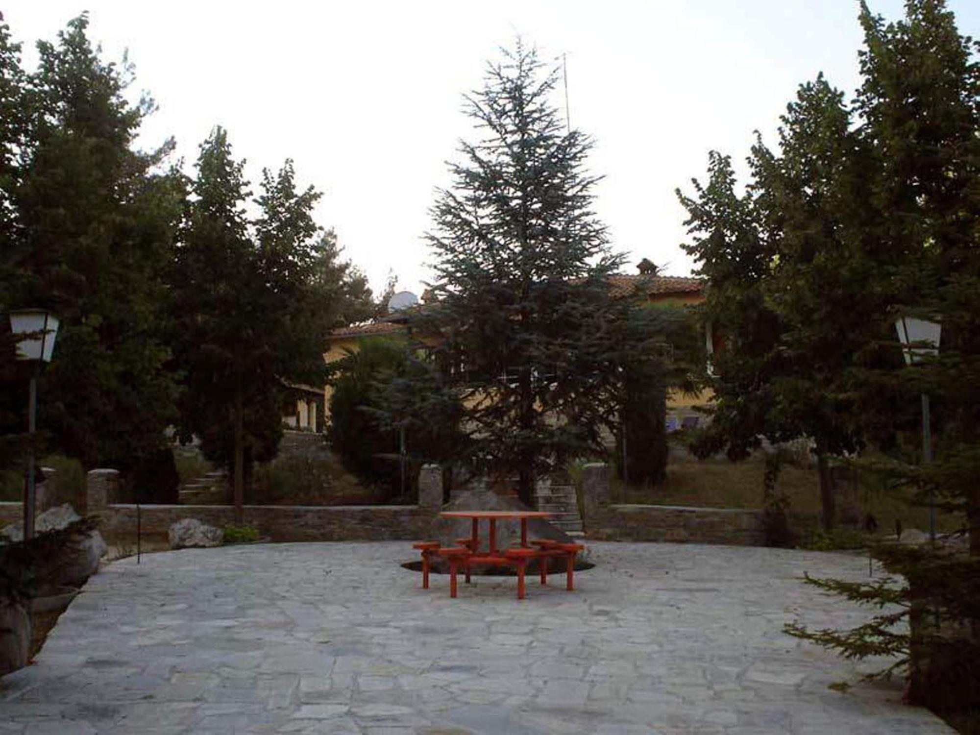 River Side Rooms Elassona Екстер'єр фото