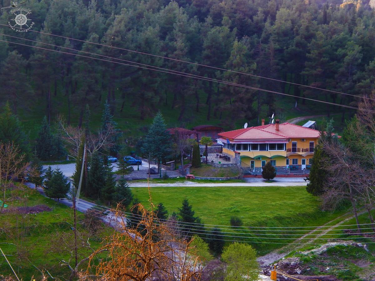 River Side Rooms Elassona Екстер'єр фото