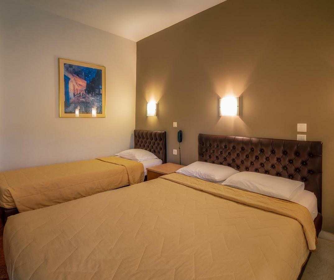 River Side Rooms Elassona Екстер'єр фото